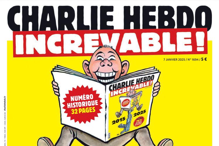 - Utrættelig!, står der på fransk på forsiden af særudgave af Charlie Hebdo. Foto: Handout/Ritzau Scanpix 