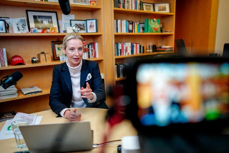 Lederen af Alternative for Germany (AfD) Alice Weidel blev torsdag interviewet direkte på X af Elon Musk. Foto: Kay Nietfeld/Ritzau Scanpix