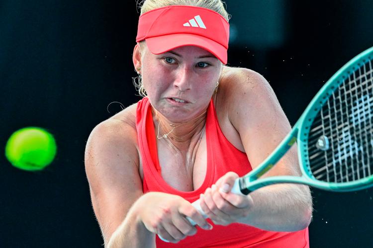 13 serveesser bidrog til, at Clara Tauson for tredje gang ud af tre mulige spillede sig videre fra første runde i Australian Open. Foto: Paul Crock/Ritzau Scanpix