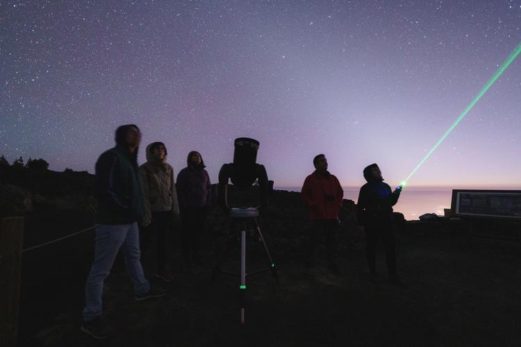 Grupo laser_Credit Ad Astra La Palma 1