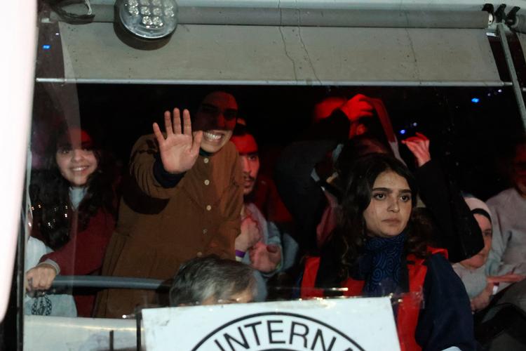 Palæstinensiske Rola Hassaneen er journalist og blev i foråret dømt for at opfordre til terror under israelsk lov. Mandag blev hun løsladt. Foto: Zain Jaafar/Ritzau Scanpix