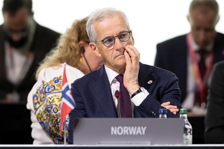 Den norske statsminister, Jonas Gahr Støre, kommer nu også under pres fra Litauen - om at lukke op for oliefonden og tilbyde billige lån til allierede.  Foto: Urs Flueeler/Ritzau Scanpix