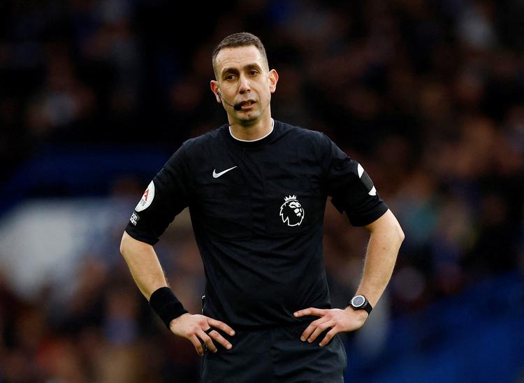David Coote var en af de mest erfarne dommere i Premier League. Han dømte også kampe i Uefa- og Fifa-regi. Blandt andet ved EM og OL sidste år. Foto: Andrew Boyers/Ritzau Scanpix