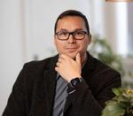 Kuno Fencker er medlem af det grønlandske parti Siumut, men når han rejser til USA og mødes med politikere, skelner han mellem privat-Kuno og politiker-Kuno.    Pressefoto: Siumut.  Foto: Siumut