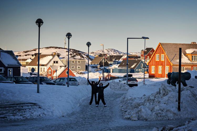 Truslen fra USA og uenigheden om selvstændighed splitter, men den grønlandske regering opfordrer til ro og sammenhold.  Foto: Martin Lehmann