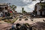 Byen Mykolajiv ligger blot 70 kilometer fra den russisk besatte storby Kherson, og et sted midt imellem løber den sydlige frontlinje i Ukraine. Mykolajiv er inden for rækkevidde af det russiske artilleri, og der er ikke langt mellem ruinerne. Her: En skole er blevet bombet.  Arkivfoto:  Martin Lehmann