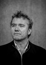 Fra efteråret 2019 til efteråret 2024 havde Frank Piasecki Poulsen det store ansvar at være konsulent for kort- og dokumentarfilm i Det Danske Filminstitut. Nu overvejer han at vende tilbage til noget af det, han holder allermest af: at undervise i at skabe film.  Foto: Miriam Dalsgaard