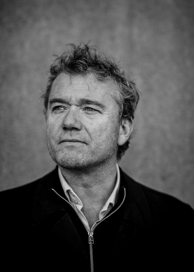 Fra efteråret 2019 til efteråret 2024 havde Frank Piasecki Poulsen det store ansvar at være konsulent for kort- og dokumentarfilm i Det Danske Filminstitut. Nu overvejer han at vende tilbage til noget af det, han holder allermest af: at undervise i at skabe film.  Foto: Miriam Dalsgaard