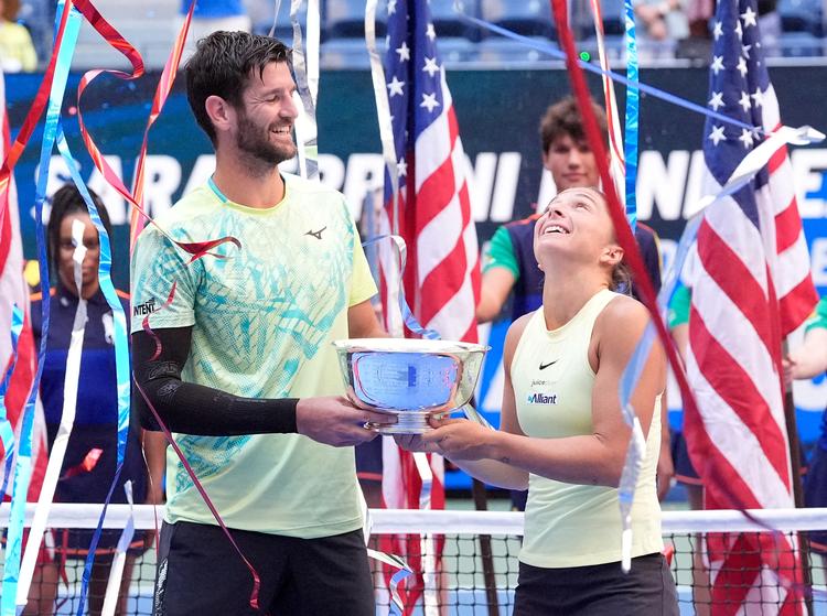    Sara Errani og Andrea Vavassori vandt mixed double i sidste års US Open, men om de får lejlighed til at forsvare deres titel, afhænger af et wildcard fra arrangørerne. Foto: Robert Deutsch/Ritzau Scanpix