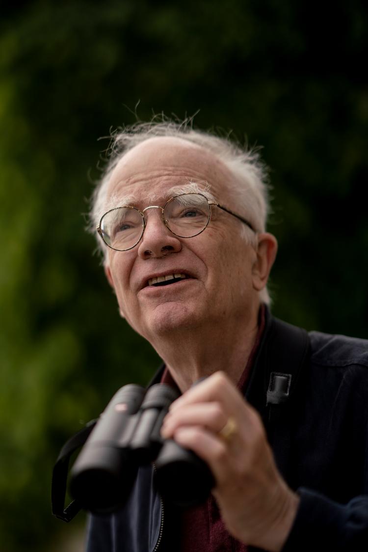     Professor Philippe Grandjean er fugleelsker og kører tit ud og kigger på fugle. Han er en af verdens førende eksperter inden for PFAS (forurening fra brandskum). Foto: Stine Bidstrup   Foto: Stine Bidstrup/Ritzau Scanpix