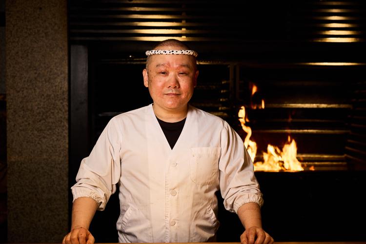 Hos Makitori Shinkobe frabeder man sig kunder, der ankommer til restauranten og dufter af parfume. For stedets aromaer og sarte smage må ikke lide skade og ejeren tillader sig derfor at afvise gæster, der har parfume på.  Foto: Pr