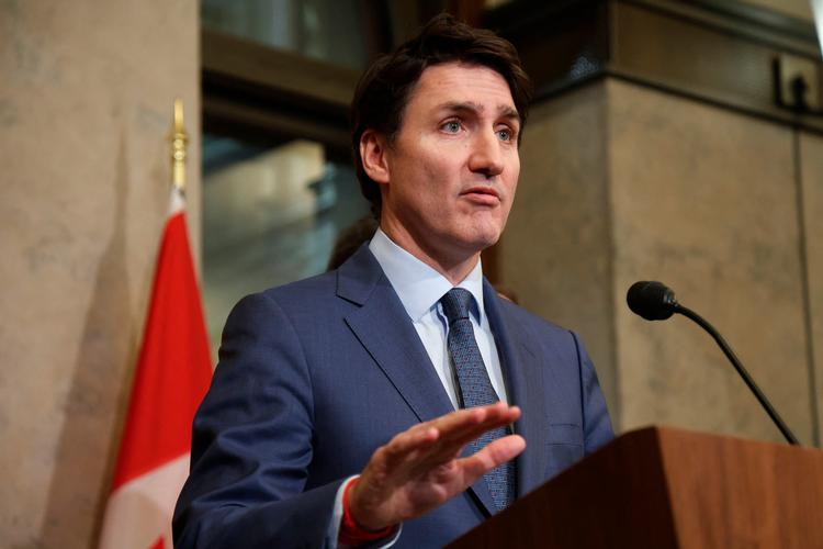 Toldkrigen mellem USA og Canada kommer både til at gøre ondt på canadiske forbrugere og på amerikanske producenter, vurderer Phillip Schröder.  Foto: Dave Chan/Ritzau Scanpix