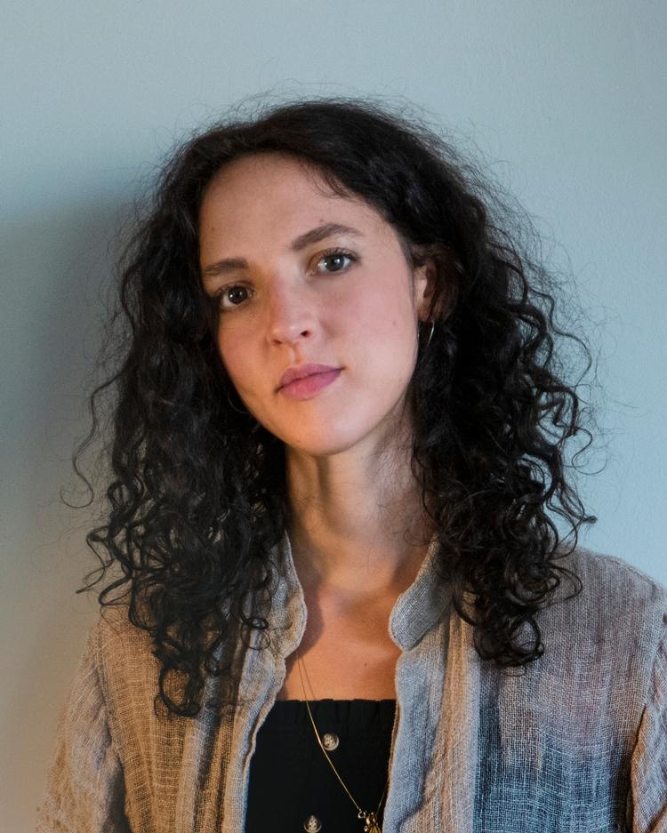 Isabella Hammad har skrevet romanerne ’Pariseren’ og ’Genfærd ind’, der begge er udkommet på dansk Foto: PR