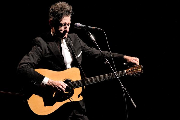 Lyle Lovett ses her i DR Koncerthuset i 2011.  Foto: Jacob Ehrbahn