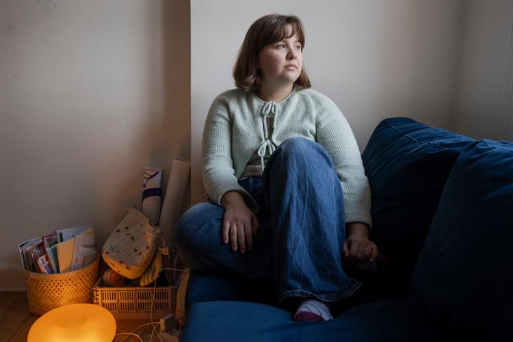 Laura Josefia Falk sad fast i livet på et bosted, indtil hun kom på højskole og fik retning på sit liv. Foto: Cecilie Rolvung