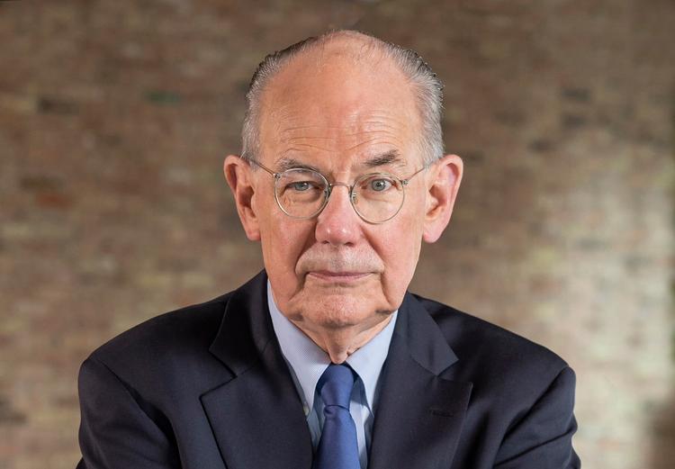 Professor John Mearsheimer tror ikke, at 
det om fem år overhovedet vil give mening at tale om Nato's artikel 5 som en sikkerhedsgaranti for de europæiske stater.
 