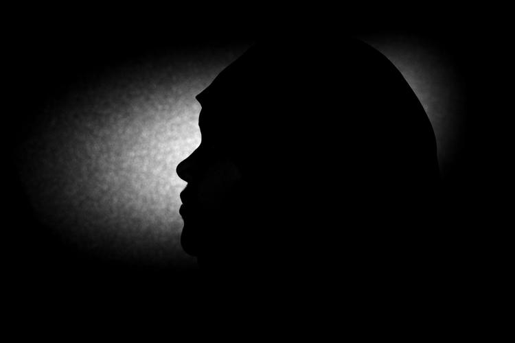 En ny undersøgelse viser, at offentligt ansatte kan være med til at sikre negativ social kontrol med indvandrerkvinder. Ligestillingsekspert finder det ulovligt. Foto: Nichlas Pollier