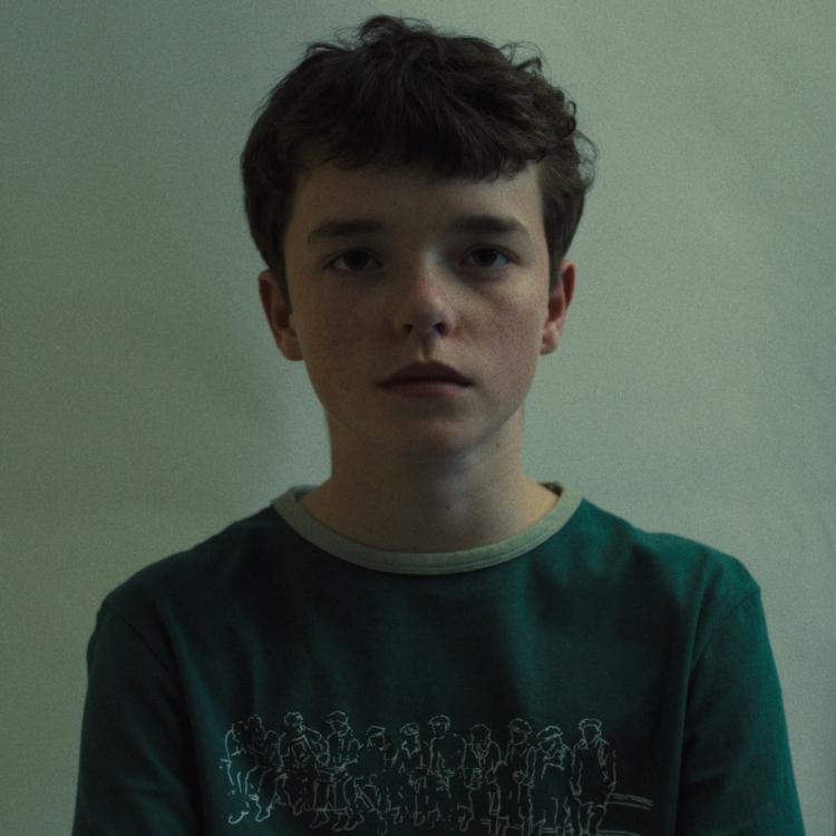 Den 13-årige Jamie anklages for mordet på en jævnaldrende pige i serien 'Adolescence', der har fået samtalen om den såkaldte manosfære til at blusse op. Foto: Netflix