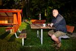 Martin Alskov-Nilsson var udsendt i over 1100 dage til Balkan, og har i den forbindelse fået PTSD. På sit ene ben har Martin tatoveret PTSD, og på sin arm har han Mostar-broen i Eksjugoslavien.   Foto: Astrid Dalum