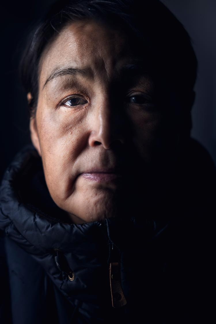 Ruth Jeremiassen er hovedperson i dokumentarfilmen ’Walls – Akinni Inuk’. Filmen er instrueret af Nina Paninnguaq og Sofie Rørdam.   Foto: Nicolai West