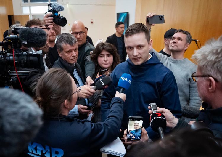Den kommende grønlandske regeringschef, Jens-Frederik Nielsen, understregede, at Grønland står i en meget vanskelig situation, da han fredag præsenterede sin nye regering i Nuuk. Foto: 50090 Johan Nilsson / Tt/Ritzau Scanpix