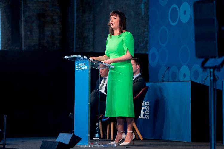     Indenrigs- og sundhedsminister Sophie Løhde (V) taler under regionernes politiske topmøde, der fandt sted i Aarhus torsdag 10. april 2025. (Foto: Bo Amstrup/Ritzau Scanpix)   Foto: Bo Amstrup/Ritzau Scanpix