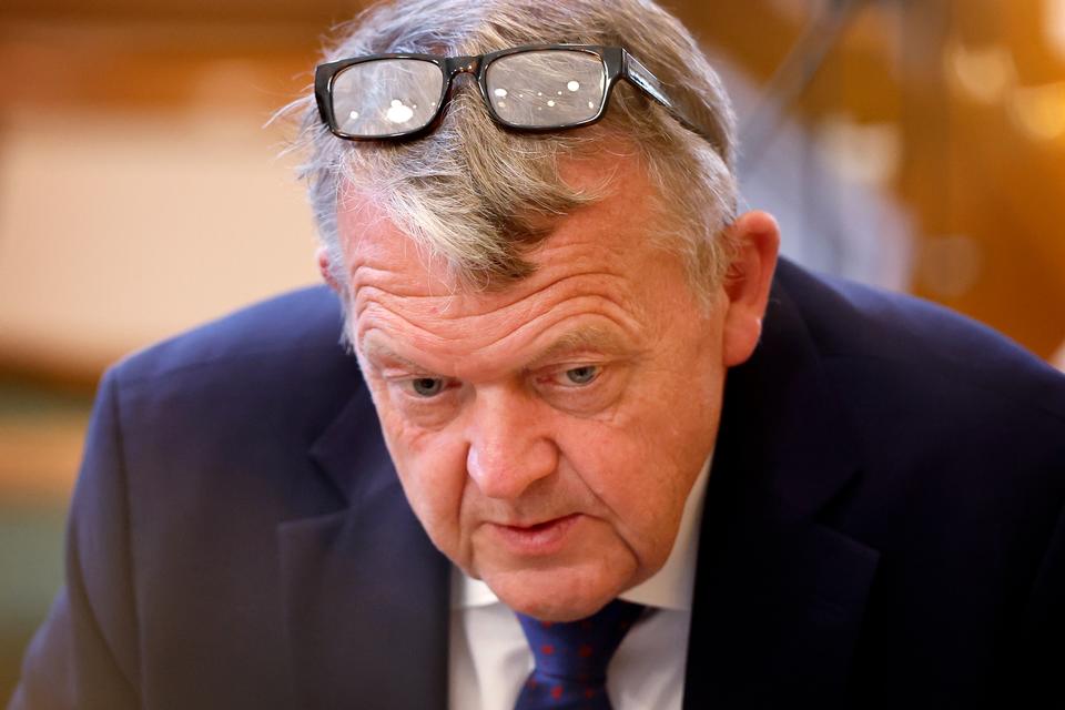 Udenrigsminister Lars Løkke Rasmussen (M) forsvarede forsvarsaftalen med USA under behandlingen af forslaget i Folketingssalen fredag. Foto: Jens Dresling