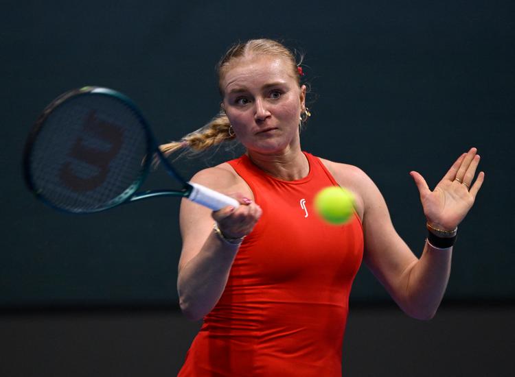 Danske Rebecca Munk Mortensen i kampen mod Slovakiets Viktoria Hruncakova. Foto: Radovan Stoklasa/Ritzau Scanpix