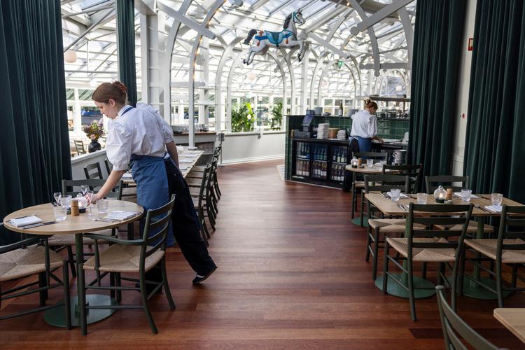 Da Paul Cunningham drev sin michelin-stjernede The Paul i Glassalen fra 2003 til 2011, var det med en helt anden menupris og et helt andet udtryk, end man finder i det afslappede fællesrum i dag.  Foto: Cecilie Rolvung