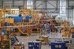 Fabrikker i dag er noget andet, end da industrialiseringen tog fart, og blandt andet vil mange delkomponenter skulle krydse adskillige landegrænser. Her gælder det Airbus-produktion i Hamburg i Tyskland.    Foto: Fabian Bimmer/Ritzau Scanpix