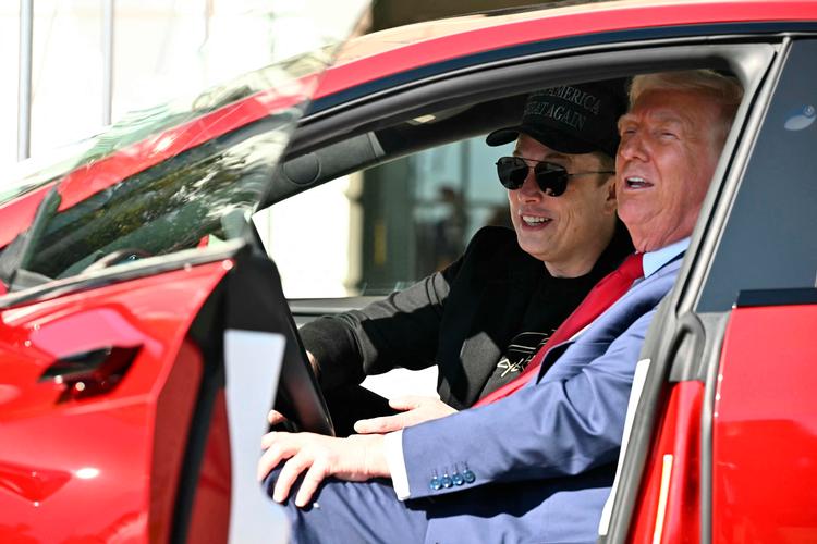 Vi er vidne til løgn og nepotisme og en sjældent set megaloman narcissisme, men der er håb, skriver Bente Klarlund i sin klumme. Foto: Mandel Ngan/Ritzau Scanpix