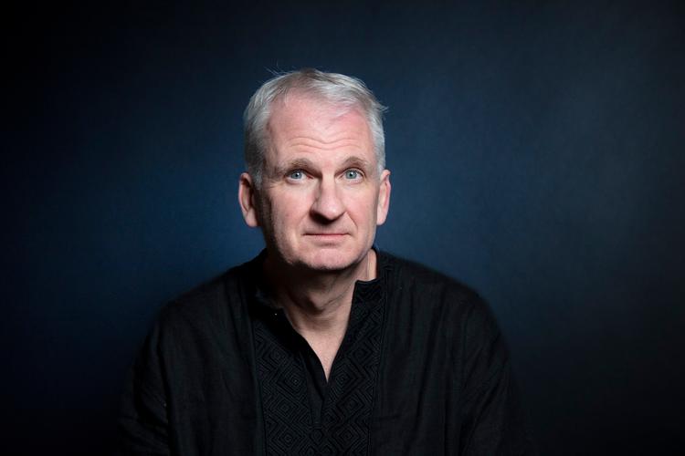 Historikeren Timothy Snyder har et indgående kendskab til  Europa under Anden Verdenskrig: »I lang tid levede jeg mentalt i 1930’erne og 40’erne, og det gav en meget klar fornemmelse for, hvad der kan ske«, siger han. Foto: Francesca Mantovani/editions Gallimard