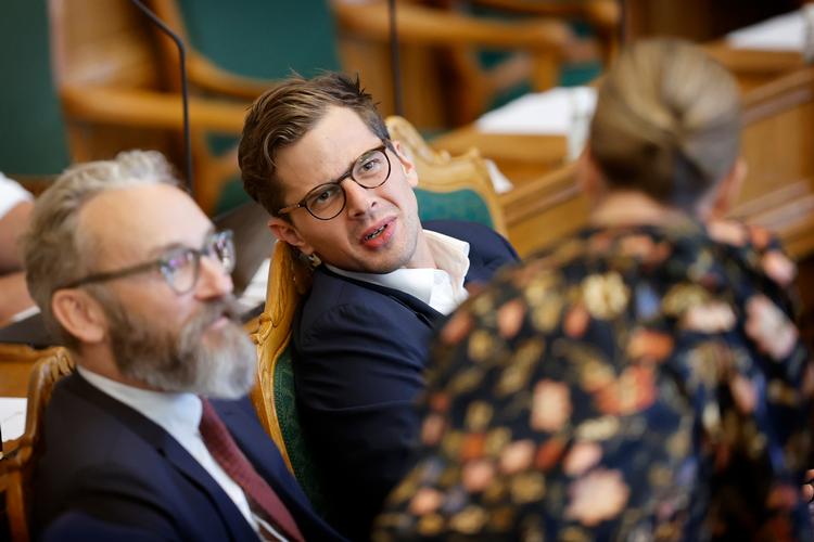 LA's leder Alex Vanopslagh forudsagde, at regeringen ville angribe LA for at favorisere de allerrigeste med en »pilskæv« skatteplan. Han fik ret Foto: Jens Dresling