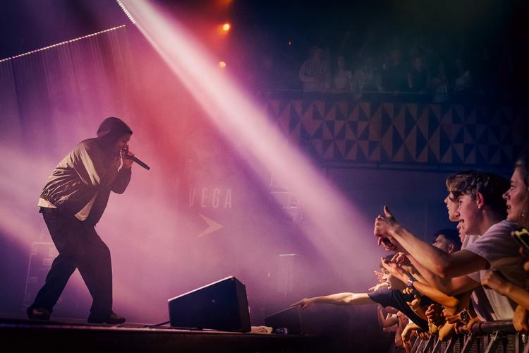 Rapperen Kundo er sammen med en række nye navne i gang med at skrive historien om på den danske hitliste.    Foto: Miriam Dalsgaard