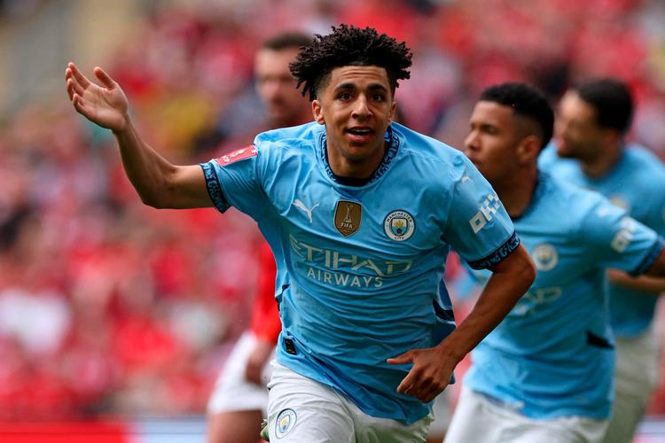 Rico Lewis jubler over sin scoring, som bragte City på vinderkurs allerede efter to minutter. Foto: Adrian Dennis/Ritzau Scanpix