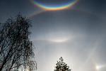 Vejrfænomenet halo danner en flot cirkelbue, der lyser rundt om solen. Foto: Casper Dalhoff/Casper Dalhoff