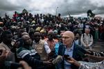 Volker Türk, FN’s højkommissær for menneskerettigheder, har blandt andet besøgt en lejr for fordrevne i Goma i DR Congo. Civile i landet bliver udsat for overgreb med straffrihed. Foto: Alexis Huguet/Ritzau Scanpix