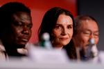 Den franske skuespiller Juliette Binoche er præsident for juryen ved dette års Cannes Film Festival og har længe bakket op om opgøret med sexisme i den franske filmindustri. Det fik hun da også spørgsmål om ved dagens pressemøde. Foto: Ian Langsdon/Ritzau Scanpix