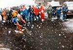 I 1988 blev rytterne i Giro d'Italia på 16. etape ført over Passo di Gavia i 2600 meters højde. Etapen er blevet legendarisk på grund af sit uvejr. Sne og kulde medførte, at kun 33 ryttere gennemførte etapen, og de, der kom i mål, døjede med nedkøling, ekstrem udmattelse og forfrysninger. Der er bred enighed om, at etapen i nyere tid er blandt de mest ekstreme, cykelsporten har budt på. Danske Rolf Sørensen, som var en af rytterne, der fuldførte, har siden beskrevet, at det er som at være en del af et særligt broderskab at have klaret den etape. Foto: Imago Sportfotodienst/Ritzau Scanpix
