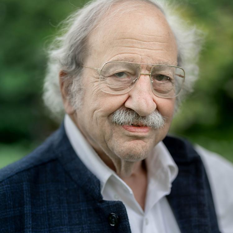 Marshall Ganz burde være træt. Han har brugt over seks årtier på at opbygge sociale bevægelser. Men trætheden mærker man ikke. Tværtimod. I hans analyse af USA’s tilstand forenes livserfaring med indignation, historisk klarsyn med en fortsat vilje til handling. Foto: Signe Lægsgaard