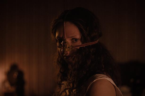 Makeup-designer Anne Cathrine Sauerberg og protese- og makeupeffekt-designer Thomas Foldberg er nomineret for deres makeup og hårstyling i den norske film 'Den stygge stedsøster'.  Foto: Marcel Zyskind/Scanbox