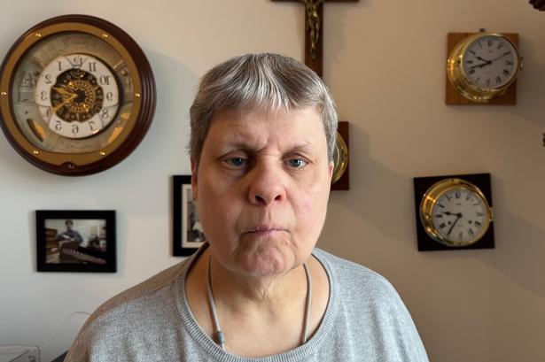 Vidste du, at Bibelen fylder mere end 30 bind på brailleskrift? Rita voksede op som uønsket barn på Refsnæs Børnehjem, men har aftalt med Gud, at hun ikke længere vil være vred.  Foto: fix+foxy