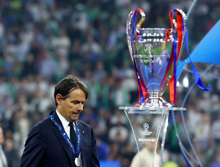 Simone Inzaghi efter Champions League-finalen i lørdags, hvor det ikke lykkedes ham at få fingrene i vinderpokalen. Foto: Kai Pfaffenbach/Ritzau Scanpix