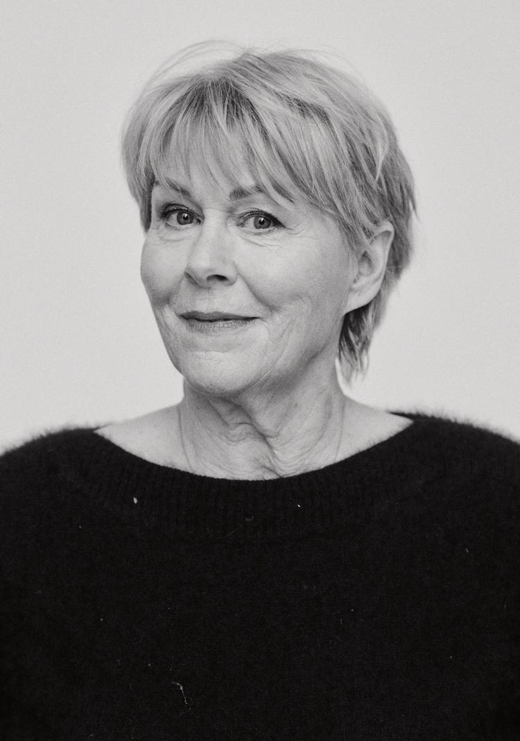 Jannie Faurschou er en af de ti ældre skuespillere, som senere på sæsonen mødes i forestillingen 'Rennæssance' på Nørrebro Teater.  