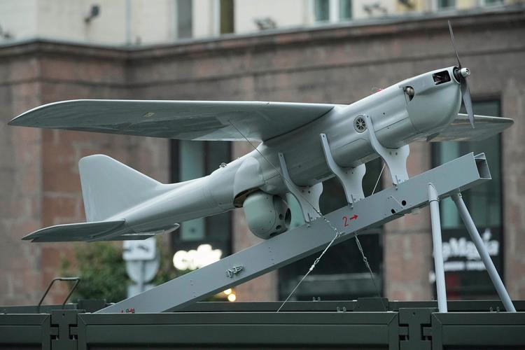 Ukraine mener at have ramt en fabrik, som fremstiller nogle af de droner, der bliver brugt i krigen. Foto: Pavel Bednyakov/Ritzau Scanpix