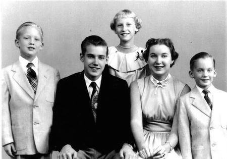 Childhood photo. From left: Donald, Fred Jr., Elizabeth, Maryanne, and Robert. Foto: The Trump Campaign
