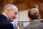 Pelle Dragsted (EL) bebuder skrappere krav til Mette Frederiksen (S), efter at hun på Folkemødet sendte en stribe kritiske bemærkninger i Enhedslistens retning. Her ses de to sammen under Folketingets åbningsdebat i fjor. Foto: Jens Dresling