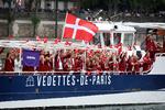De danske OL-deltagere ved åbningsceremonien på Seinen i Paris sidste sommer. Foto: Jens Dresling