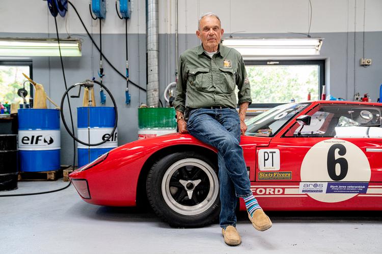 Over årene har Karsten Ree investeret en del af sin formue i motorsport og sportsvogne til eget brug, som han har stor interesse for. Foto: Stla/Stine Bidstrup