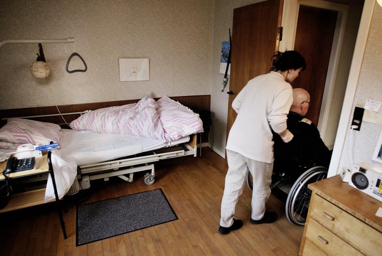 Mere end hvert andet plejehjem lever ikke op til de regler, der er vedtaget for at sikre, at livsvigtig ​medicin håndteres sikkert og korrekt på plejehjem.  Arkivfoto: Thomas Borberg